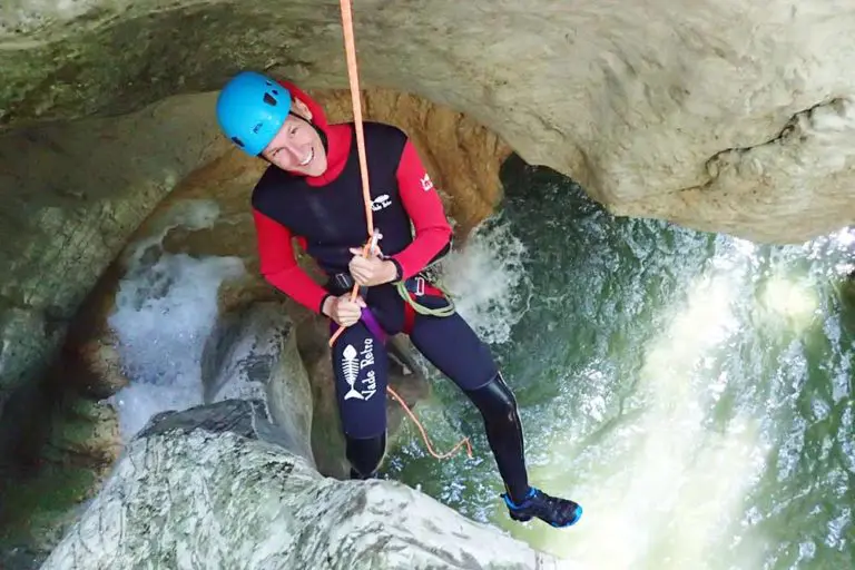 rappel suspendu au canyon pont du diable