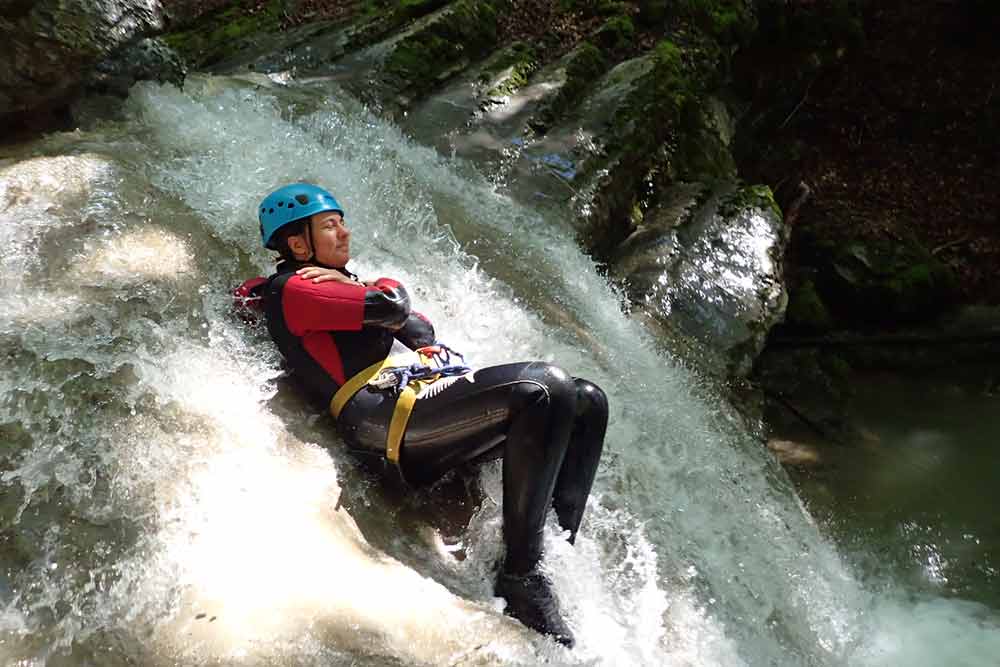 glissade canyoning haute savoie angon