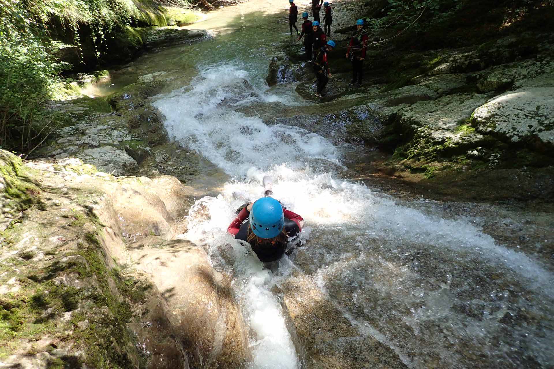 toboggan en canyoning dans le massif des bauges canyon