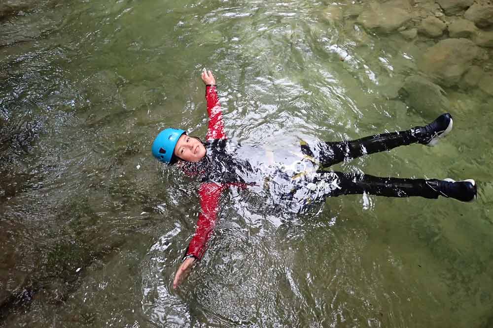 floating canyon massif des bauges