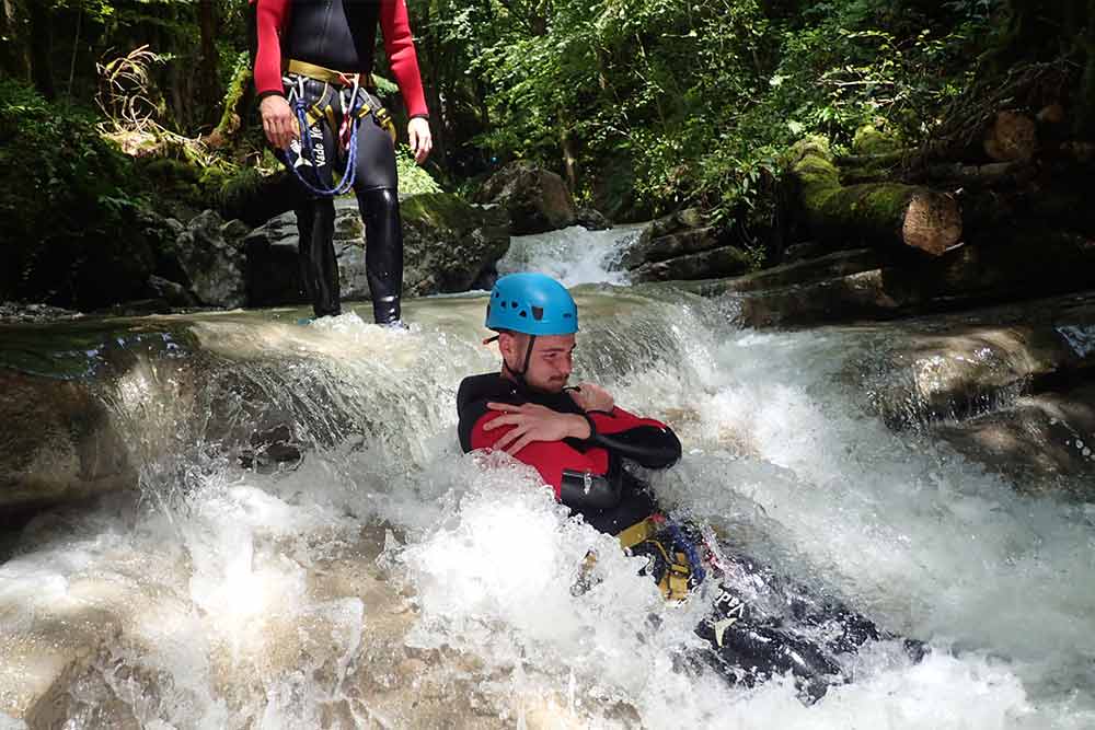 canyoning talloires au bord du lac d'Annecy