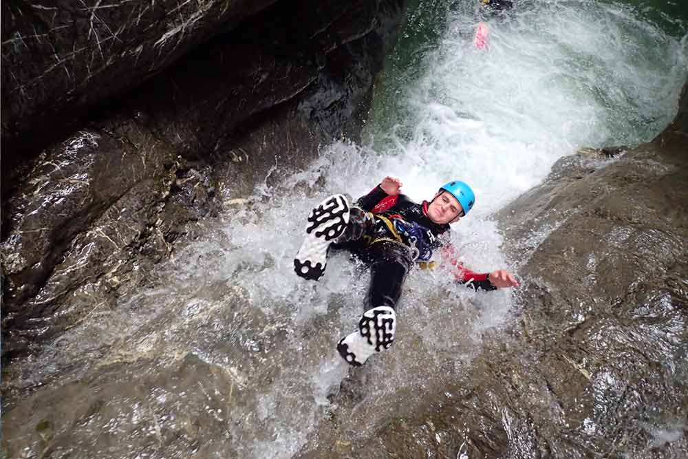 toboggan sur le dos canyon boug saint maurice