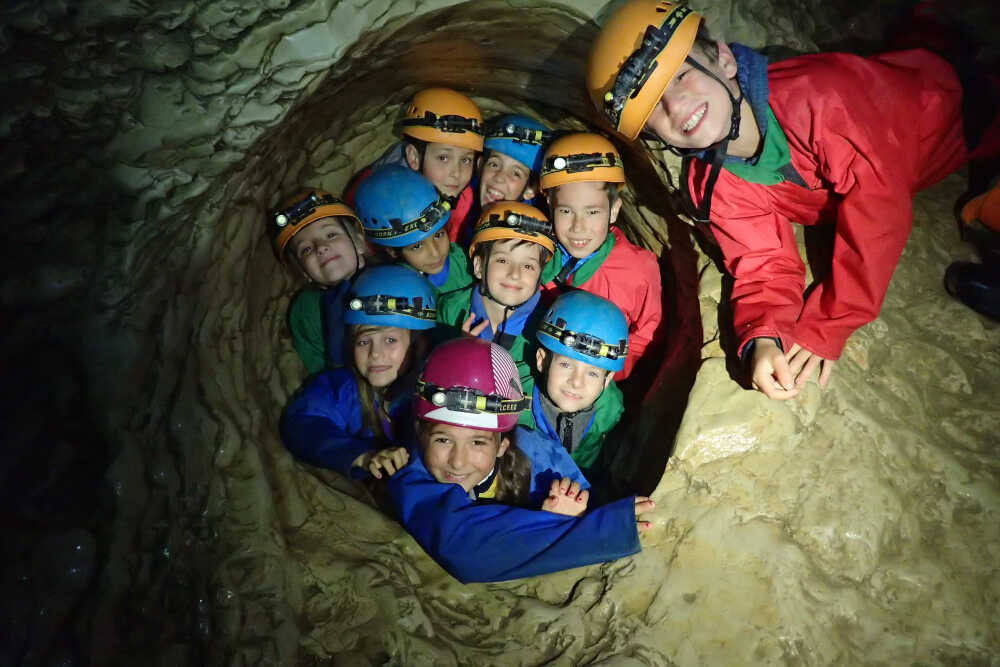 enfants en activité famille à annecy