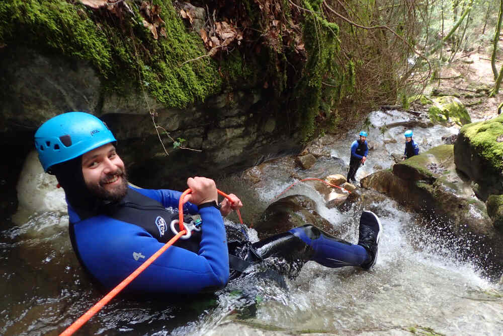 rappel toboggan annecy canyoning