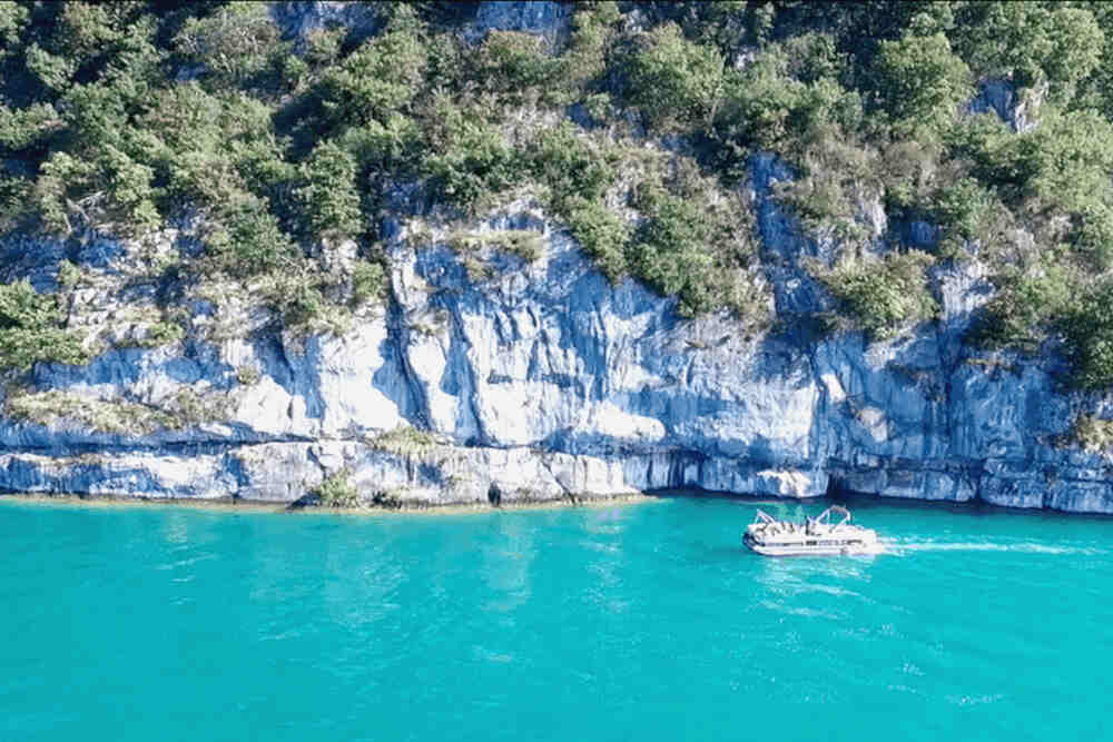 falaise lac annecy