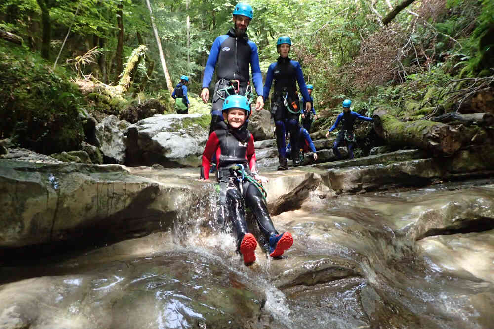 enfant cascade canyon angon