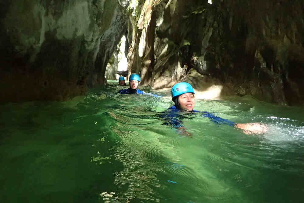 nage en eau vive canyoning chambery