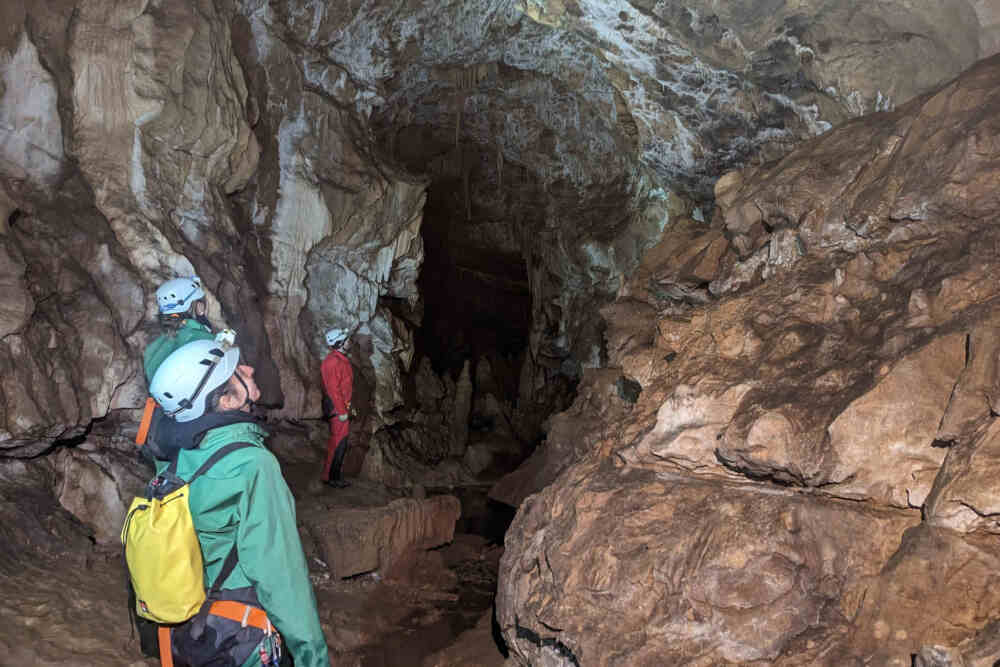 découverte spéléologie de la doria