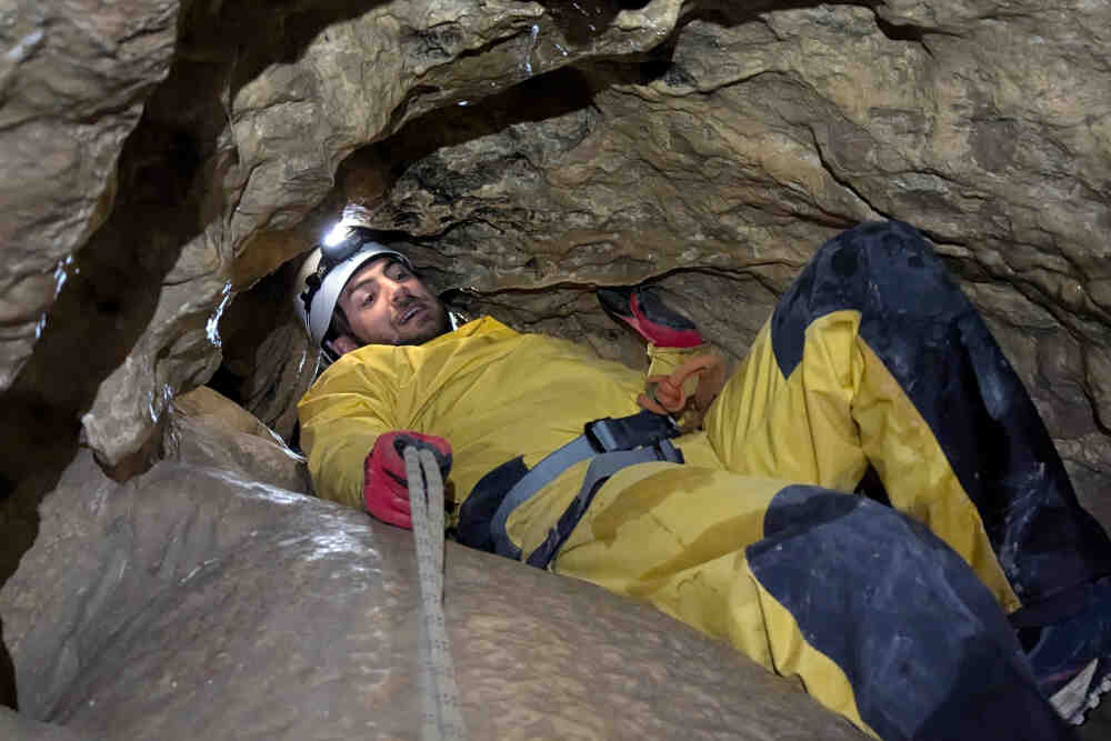 homme speleologie chambery lyon
