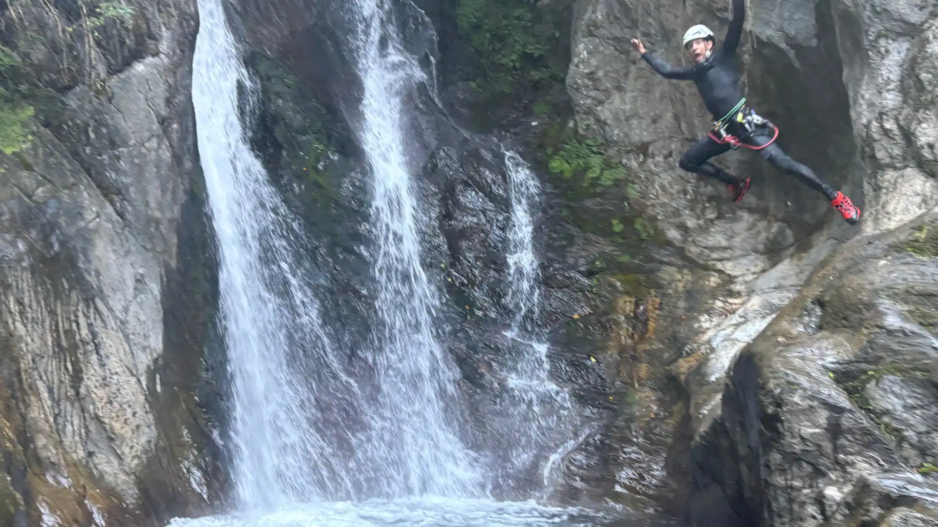 saut au canyoning de bénétant