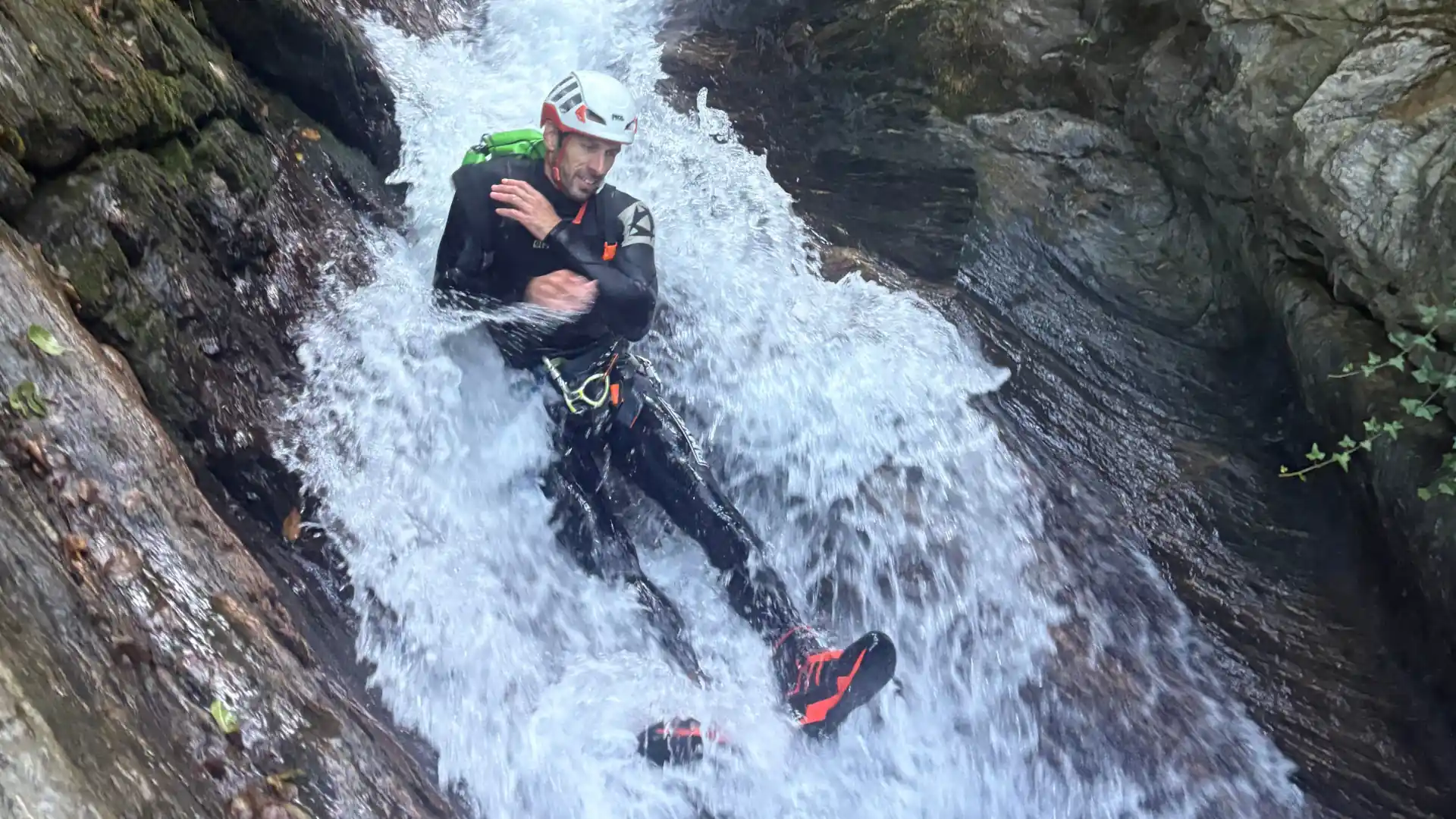 tobogan au canyoning de bénétant