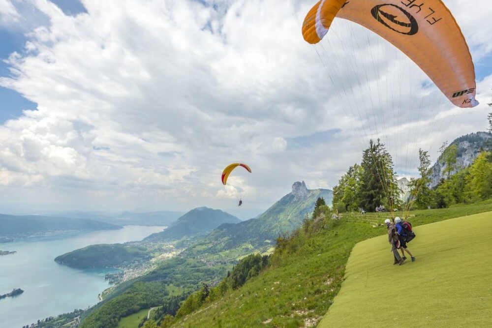 decollage-parapente-flyeo-annecy