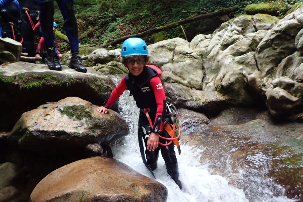 enfant canyoning annecy
