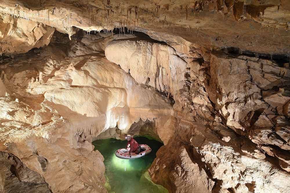syphon-speleologie-annecy-bauges
